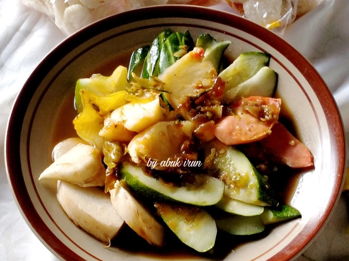 Langkah Mudah untuk Menyiapkan Resep Rujak kuah petis pindang yang Bisa Manjain Lidah Anti Ribet, Menggugah Selera