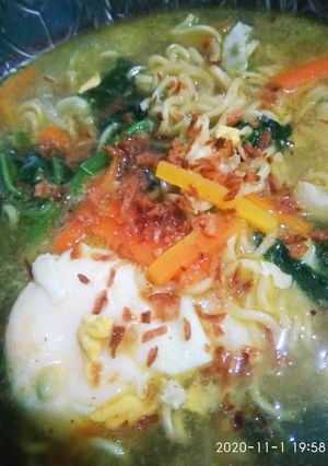 Foto resep Mie instan + sayuran 🍜🥕🌿