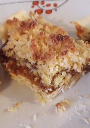Una foto de Tarta de coco y dulce de leche