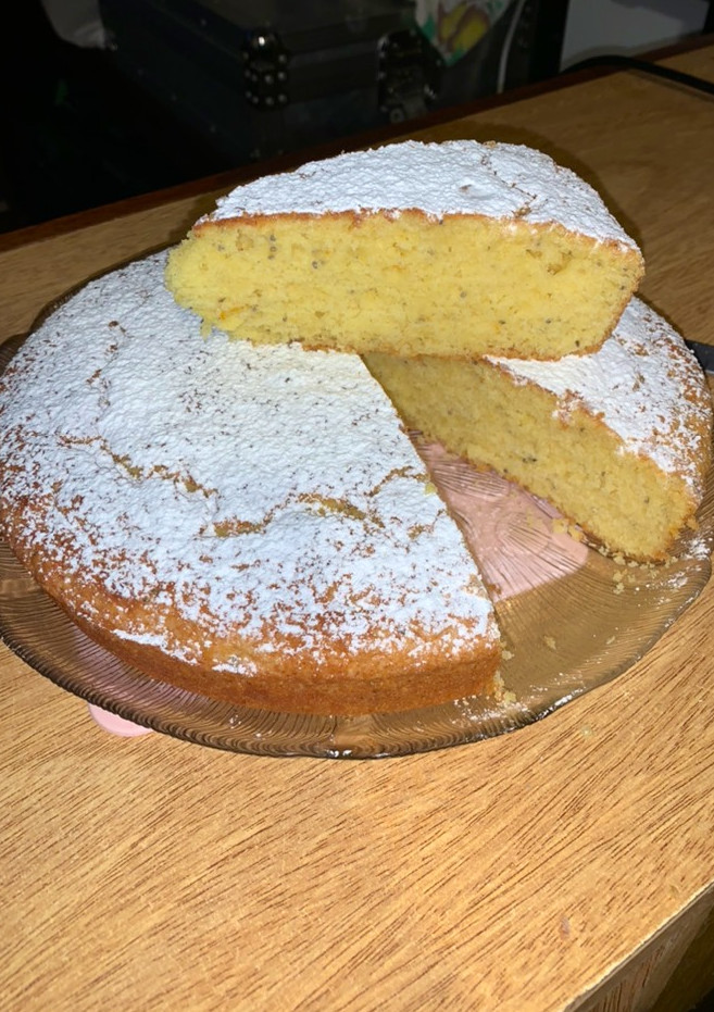Una foto de Torta de naranja 🍊 (fácil)