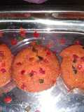 ટુટી ફ્રુટી મફીન્સ (Tutti Frutti Muffins Recipe In Gujarati)