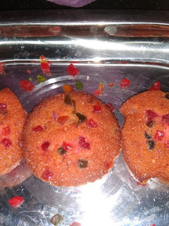 ટુટી ફ્રુટી મફીન્સ (Tutti Frutti Muffins Recipe In Gujarati) રેસીપી મુખ્ય ફોટો