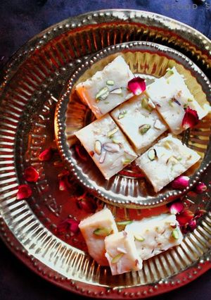 A picture of Milk burfi.