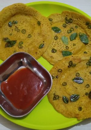 A picture of Besan chilla (gram flour pancake).