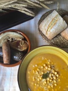Una foto de Garbanzos con arroz