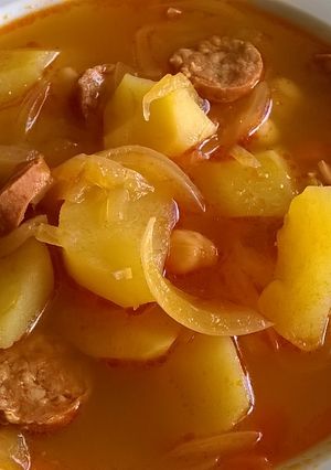 Una foto de Guiso de patatas con chorizo