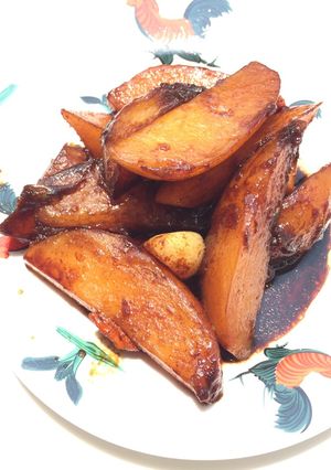 A picture of Potato And Wolfberries In Essence Of Chicken Soy Sauce.