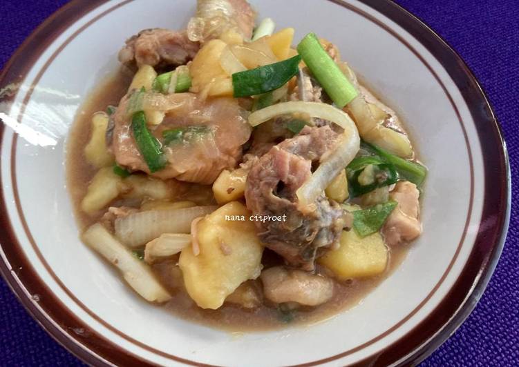 Kare ayam kentang saus tiram