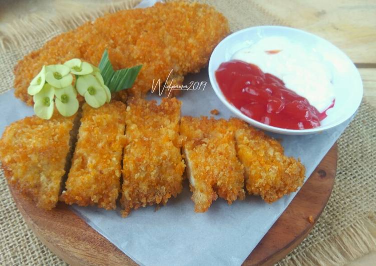 Bagaimana Menyiapkan Fillet ayam crispy #Bandungrecook2_Marletaalwi Yang Bisa Manjain Lidah