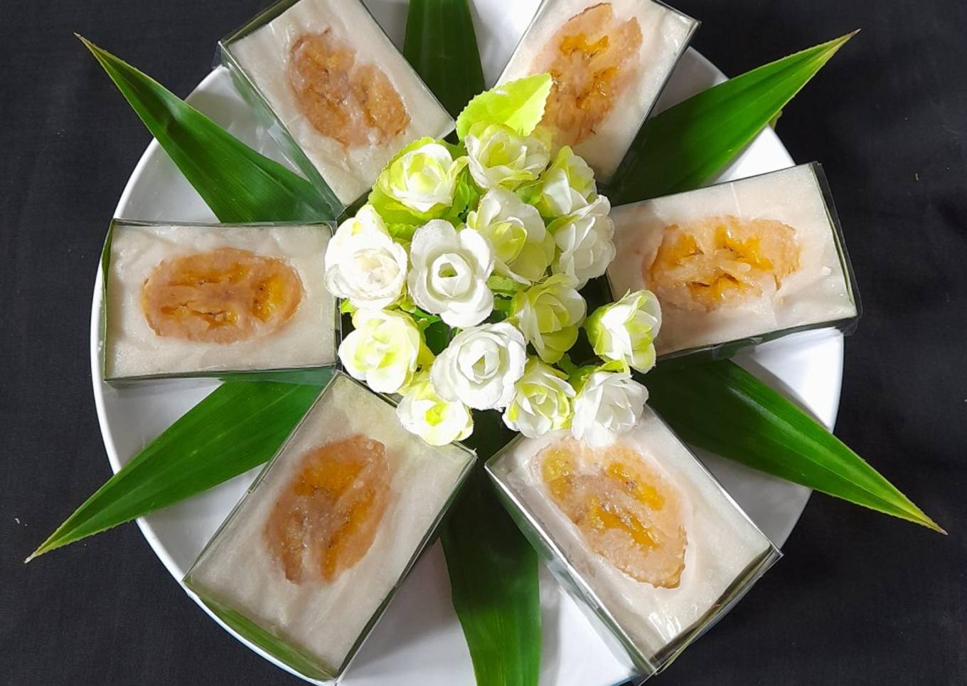 Kue Nagasari Potong