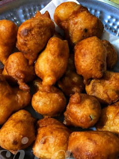 A picture of Goli bhaji.