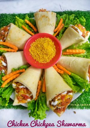 A picture of Chicken Chickpea Shawarma.
