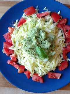 A picture of Zucchini and quinoa salad.