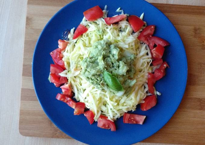 Zucchini and quinoa salad