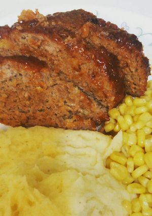 A picture of Homestyle Meatloaf.