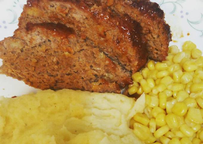 How to Prepare Perfect Homestyle Meatloaf