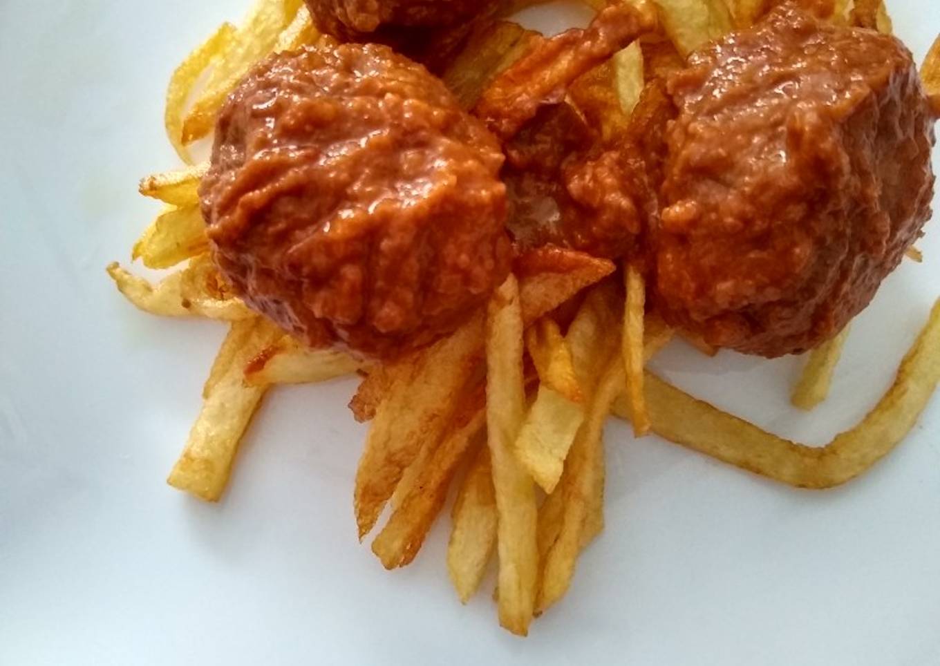 Albóndigas al vino tinto