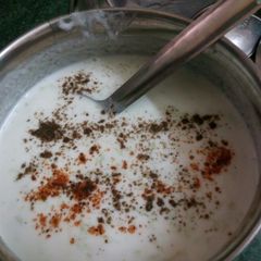 A picture of Lauki kaa raita.