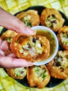 ফুচকা রেসিপি (Fuchka/Panipuri recipe in Bengali) রেসিপির প্রধান ছবি