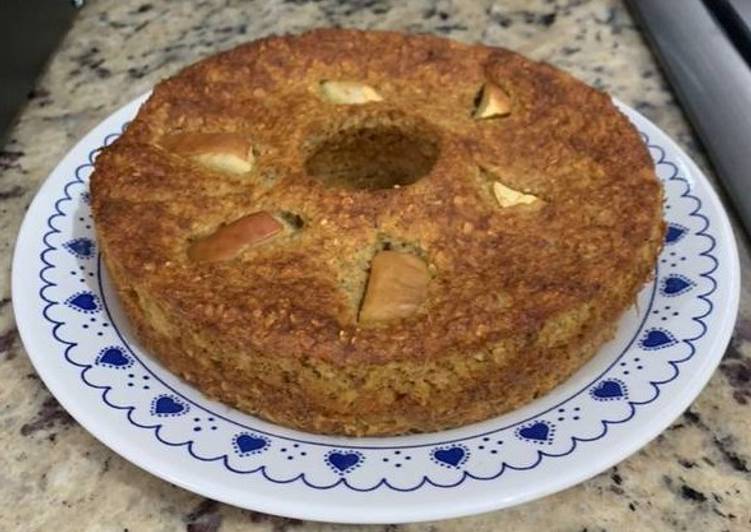 Bolo de banana Fit c/ maçã