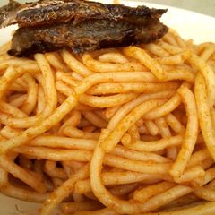 A picture of Nigerian Curry Jollof Pasta.