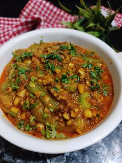 मसाला नेनूआ (तोरई) (masala nenua (turai) recipe in Hindi ) रेसिपी मुख्य फोटो