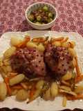 Jamón glaseado con miel al horno y verduras asadas