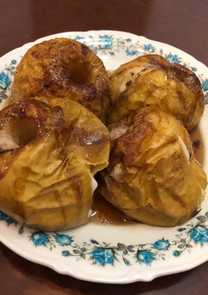 Una foto de Manzanas asadas 🍏🍏