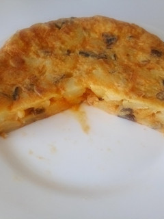 Una foto de Tortilla de patatas y setas