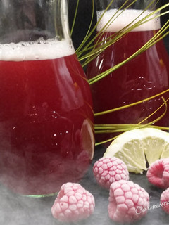Rhabarber-Himbeer-Vanille Sirup Rezepthauptbild