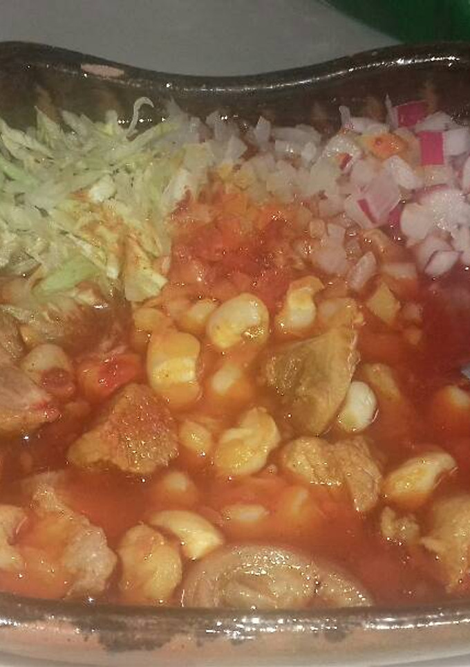 Una foto de Pozole estilo Jalisco