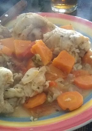 Una foto de Arrolladitos de filet de merluza con vegetales 🐟🥕🍅