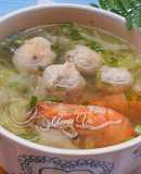 Canh bắp cải nấu tôm thịt viên