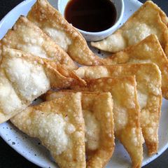A picture of Crispy Fried Pork Wontons.