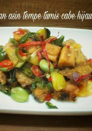 Foto resep Ikan Asin Tempe Tumis Cabe Hijau