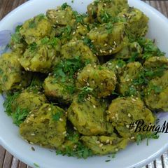 A picture of Greens Muthiyas.