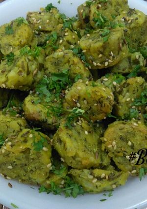 A picture of Greens Muthiyas.