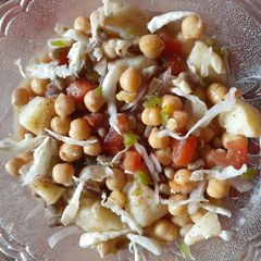 A picture of Khati Chana Chat..