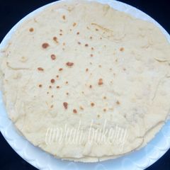 A picture of Shawarma bread.