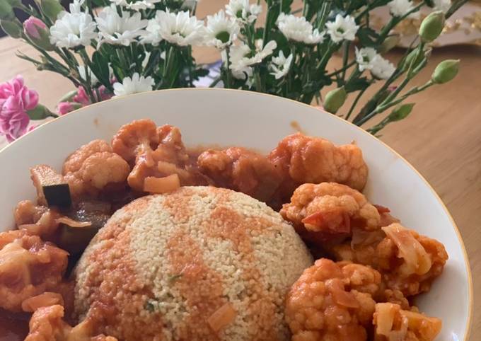 Couscous mit Blumenkohl-Ratatouille