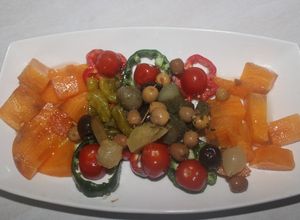 Una foto de Ensalada con persimon