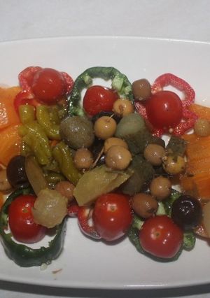 Una foto de Ensalada con persimon