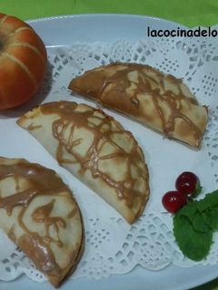 Una foto de Empanadillas dulces de calabaza y canela