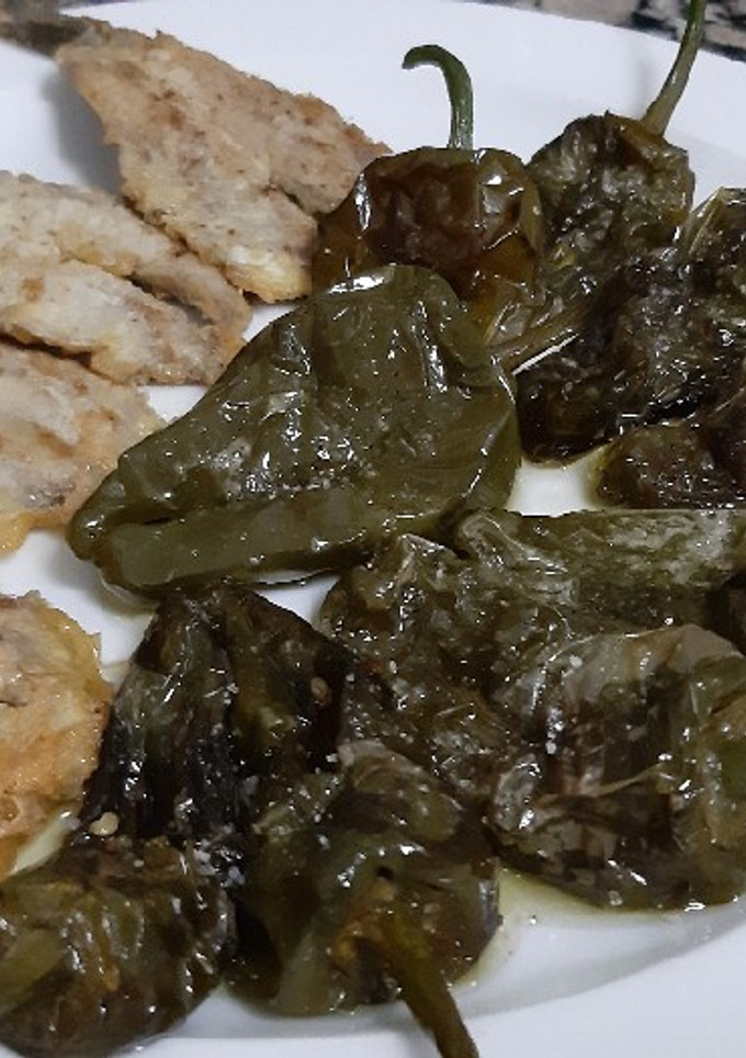 Una foto de Anchoas con pimientos
