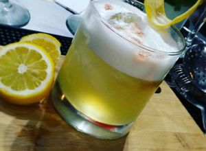 Una foto de Whisky Sour Cocktail