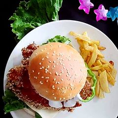 Chicken tikka zinger A picture of Chicken tikka zinger.