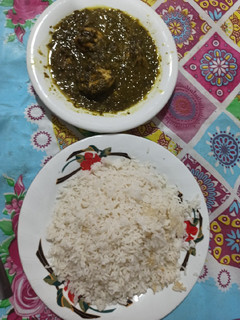 عکسی از دستور خورشت اسفناج با مرغ
