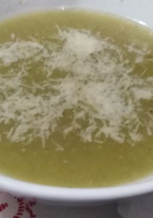 Una foto de Vichyssoise o Visisuá para el resto de mortales