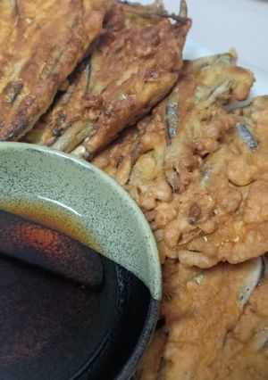 A picture of Kibinago Fritters.