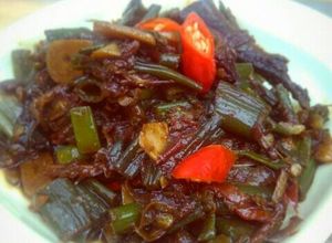Foto resep Blalo bunga bawang merah tumis ikan asin